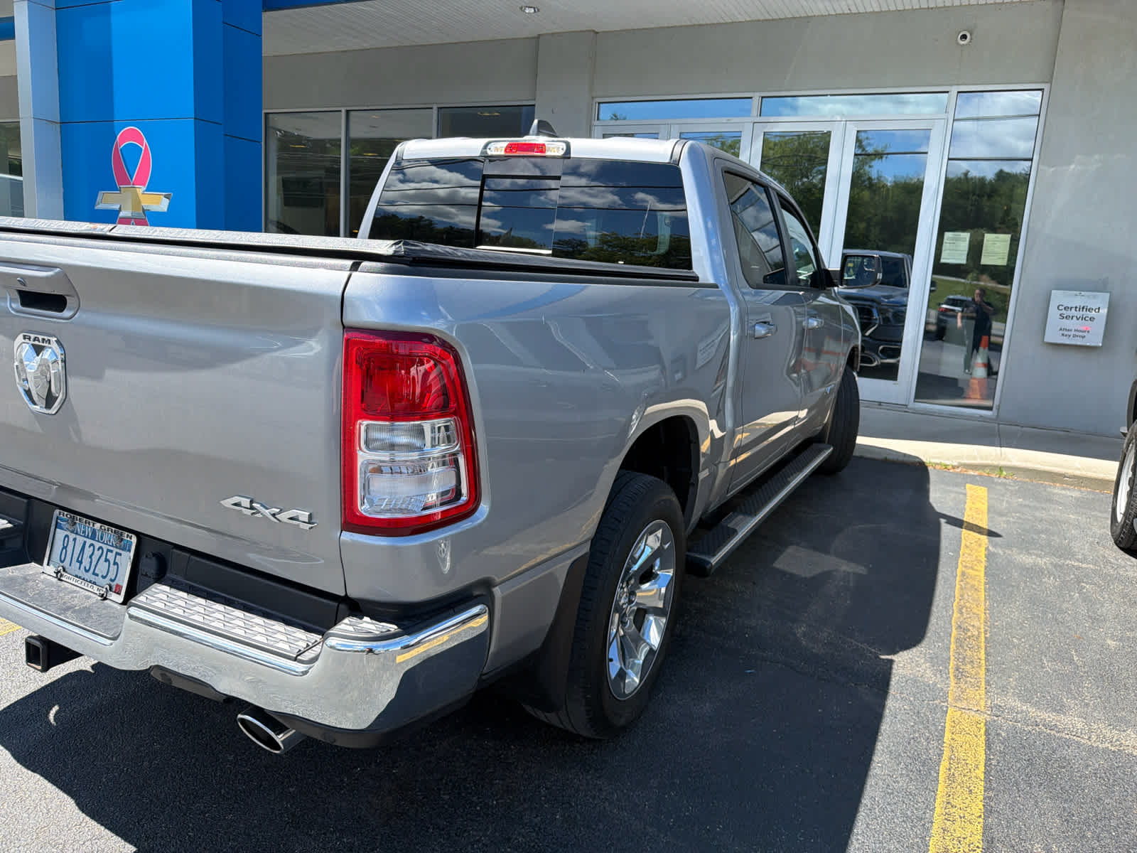2022 RAM 1500 Big Horn Crew Cab 4x4 5'7" Box