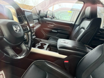 2022 RAM 1500 Laramie Crew Cab 4x4 5'7" Box