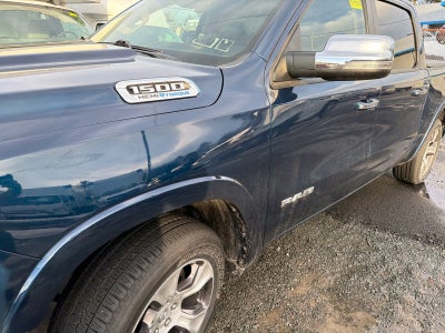 2021 RAM 1500 Laramie Crew Cab 4x4 5'7" Box