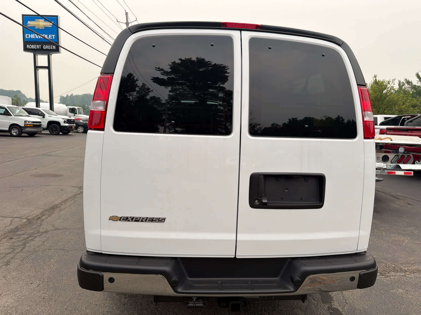 2026 Chevrolet Express Passenger LT