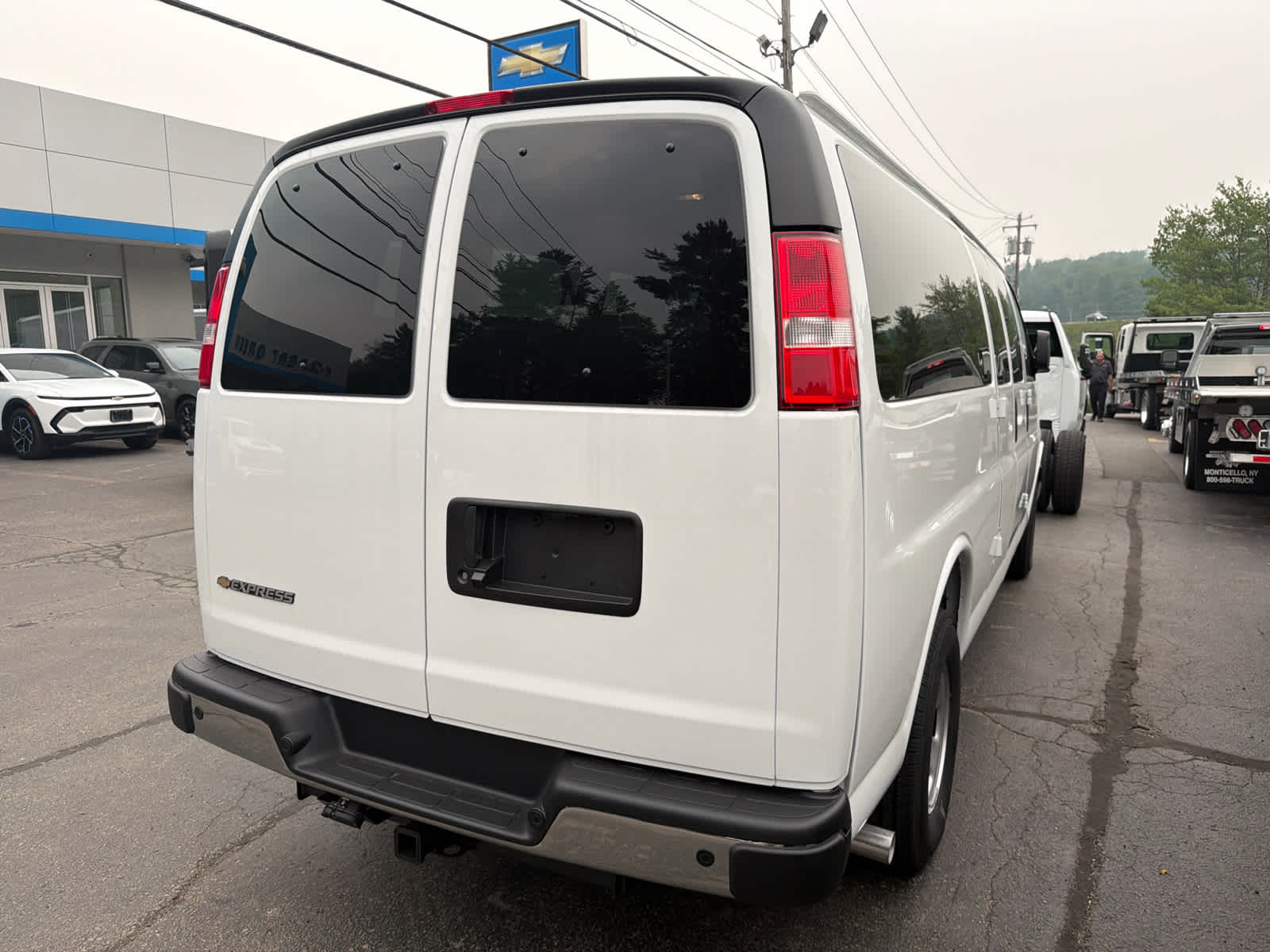 2026 Chevrolet Express Passenger LT