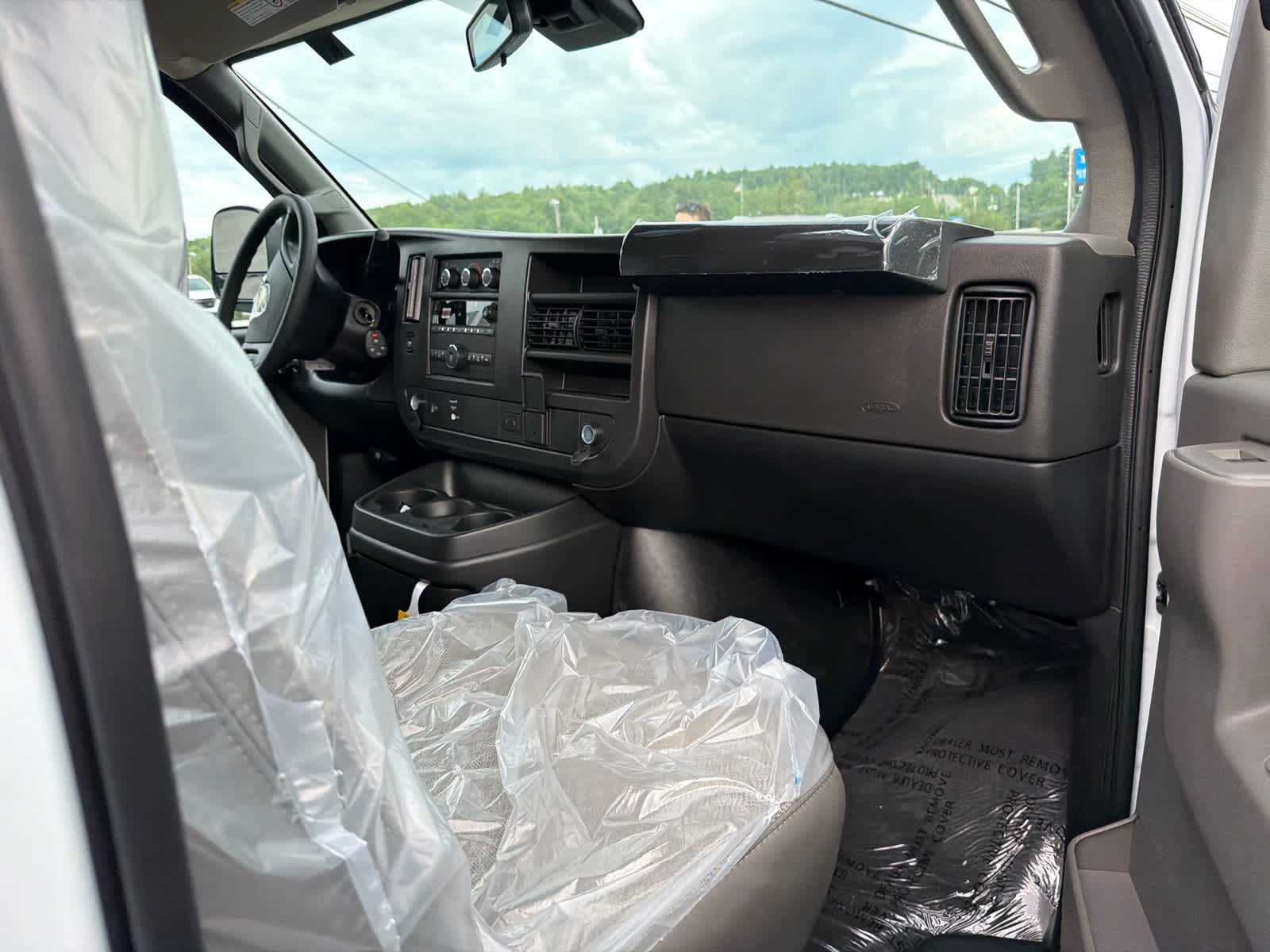 2026 Chevrolet Express Passenger LT