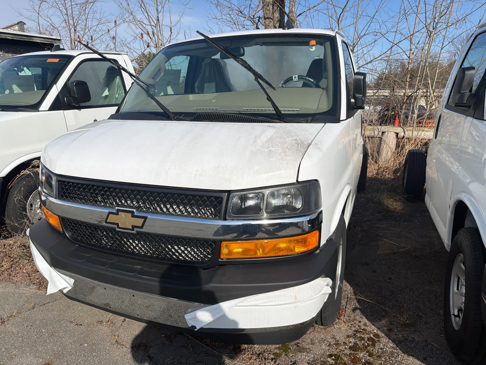 2023 Chevrolet Express Cutaway 3500 1WT