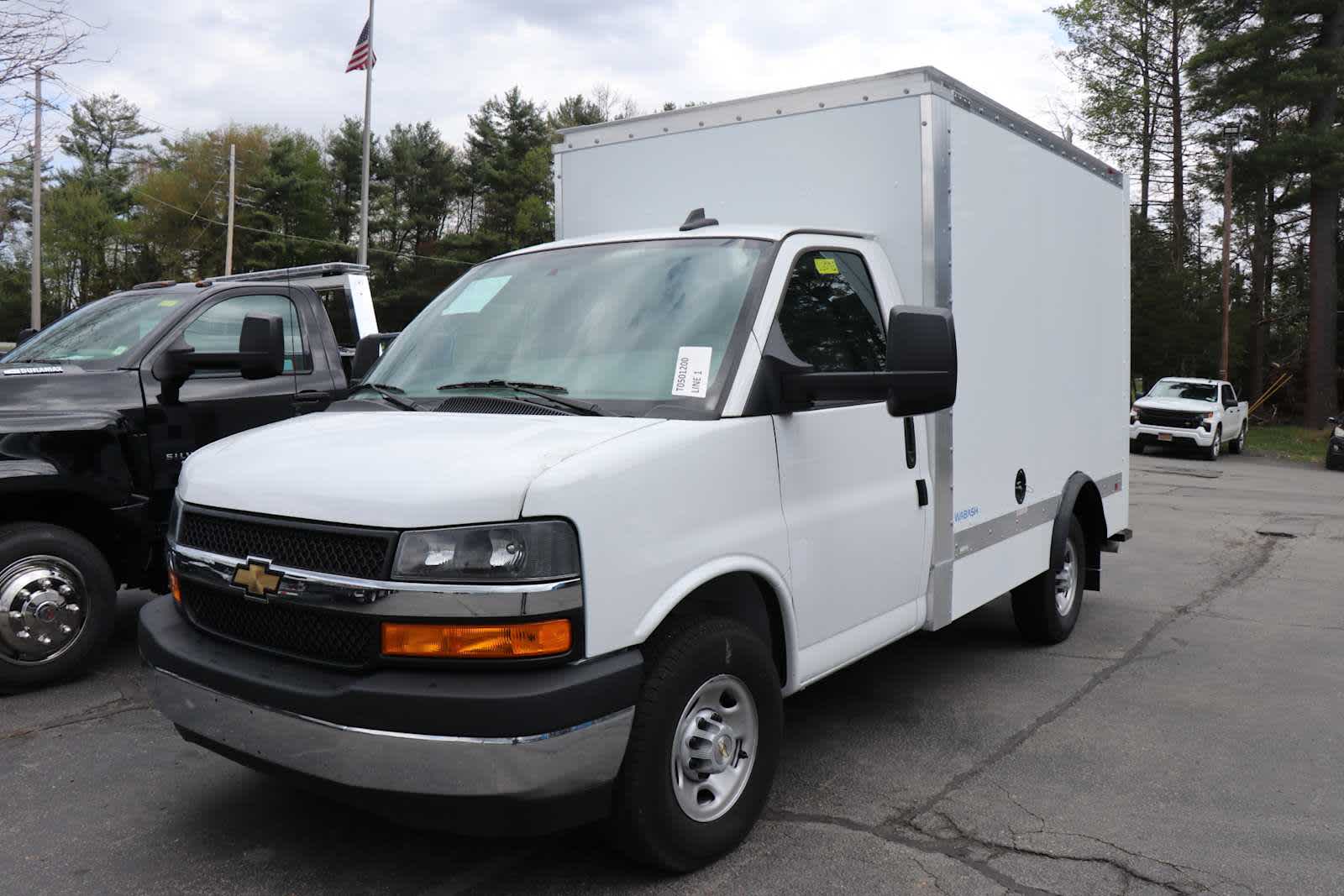 2025 Chevrolet Express 3500 139" WB's photo