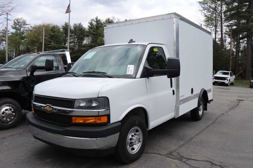 2025 Chevrolet Express Cutaway 3500 1WT