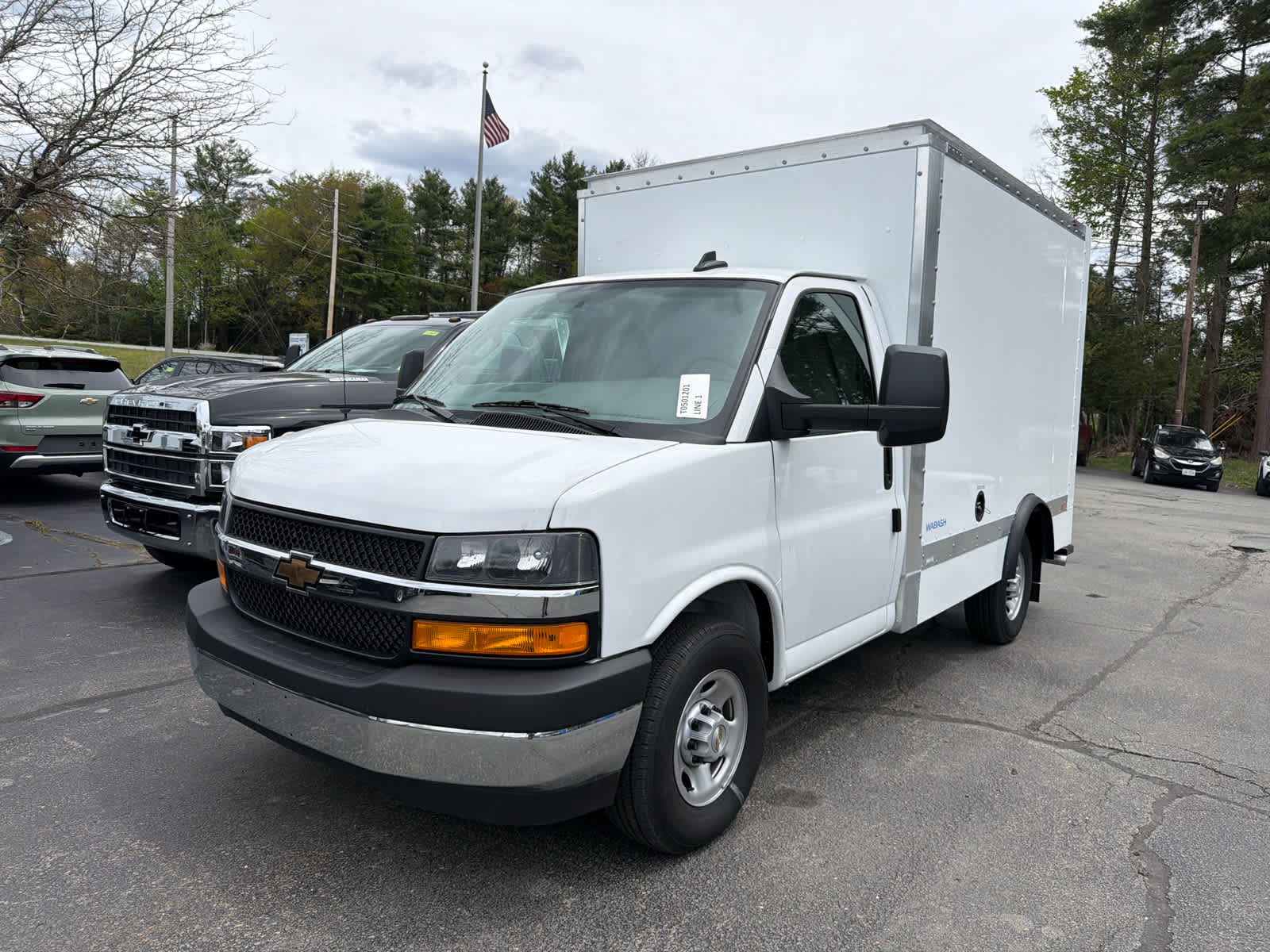 2025 Chevrolet Express Cutaway 3500 1WT