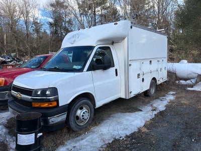 2021 Chevrolet Express Cutaway 3500 Work Van