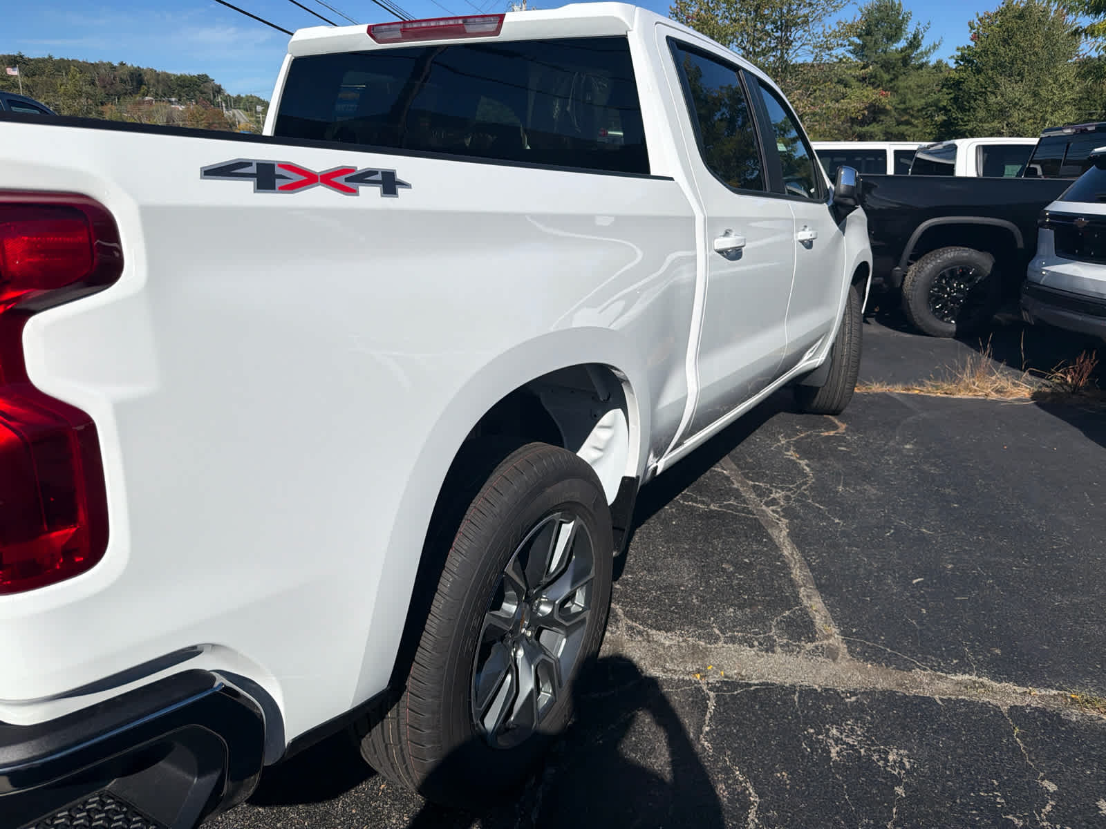 2026 Chevrolet Silverado 1500 LT (2FL)