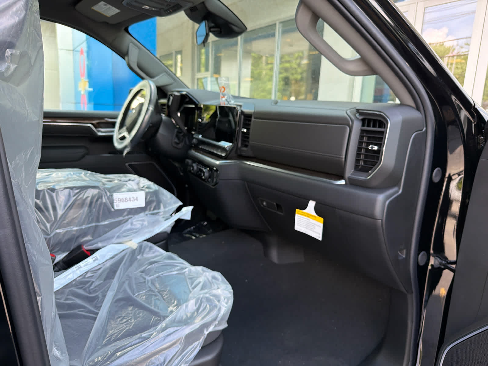2026 Chevrolet Silverado 1500 RST - Photo 8