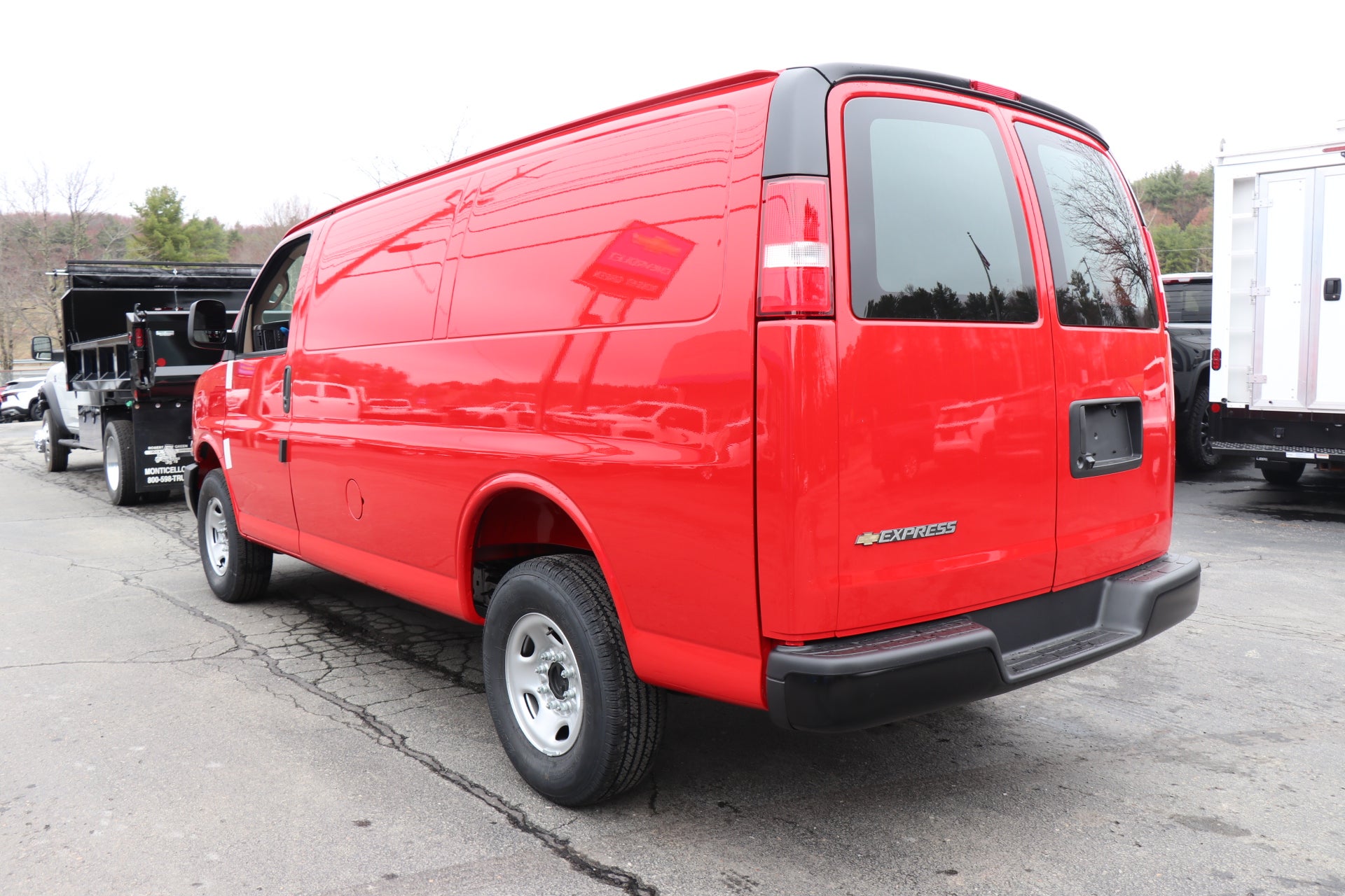 2026 Chevrolet Express Cargo WT