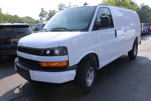 2025 Chevrolet Express Cargo 3500 WT