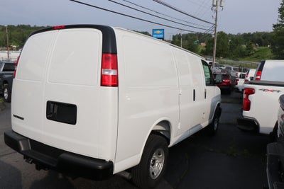2025 Chevrolet Express Cargo 3500 WT