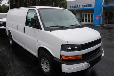 2025 Chevrolet Express Cargo 3500 WT