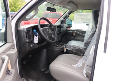 2025 Chevrolet Express Cargo 3500 WT