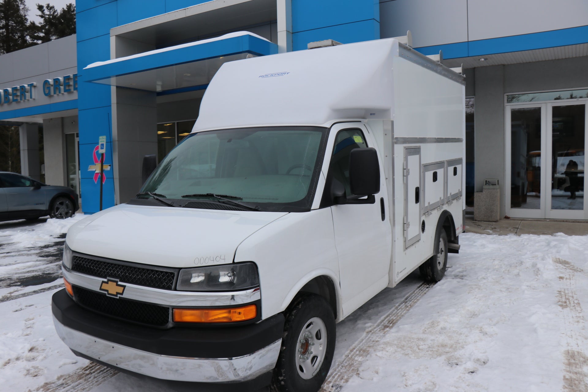 2026 Chevrolet Express Cutaway 3500 1WT