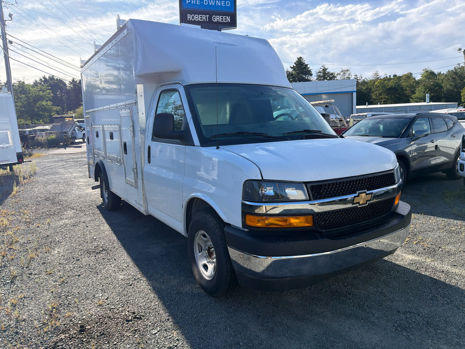 2026 Chevrolet Express Cutaway 3500 1WT