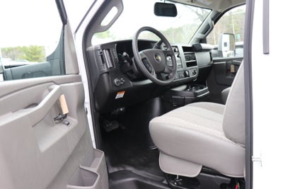 2026 Chevrolet Express Cutaway 4500 2WT