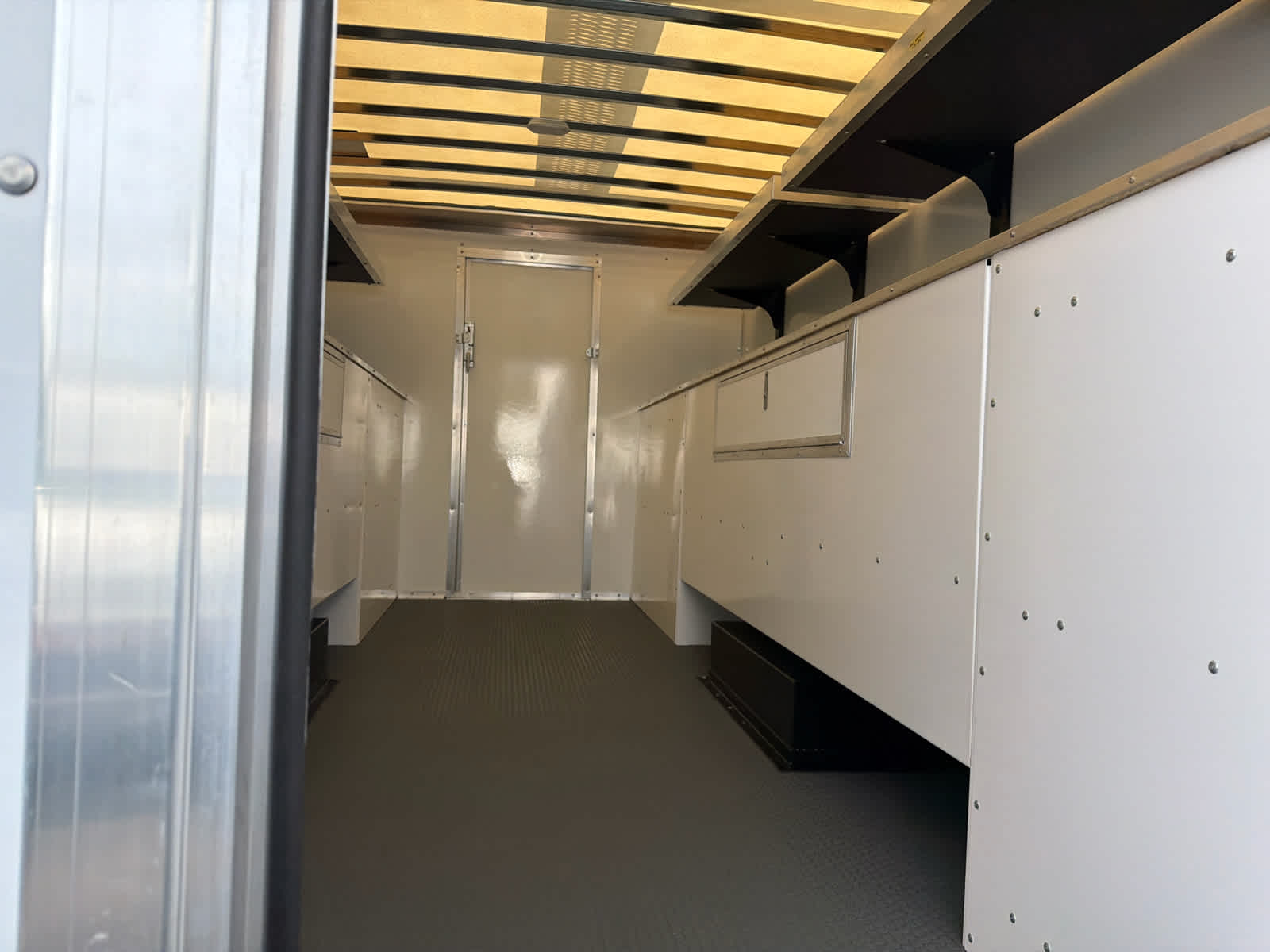 2025 Chevrolet Express Cutaway 4500 2WT