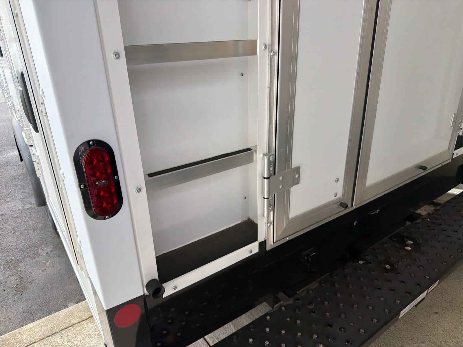 2026 Chevrolet Express Cutaway 4500 2WT