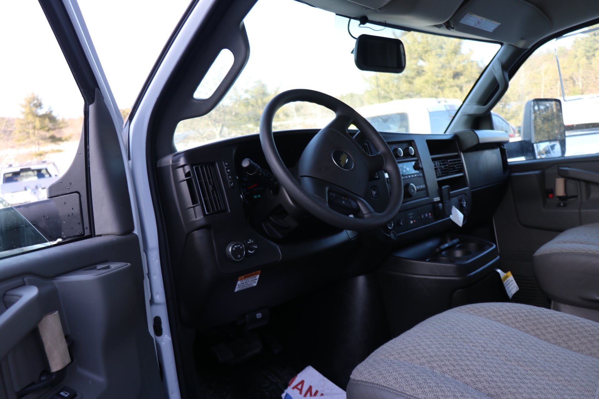 2026 Chevrolet Express Cutaway 4500 2WT