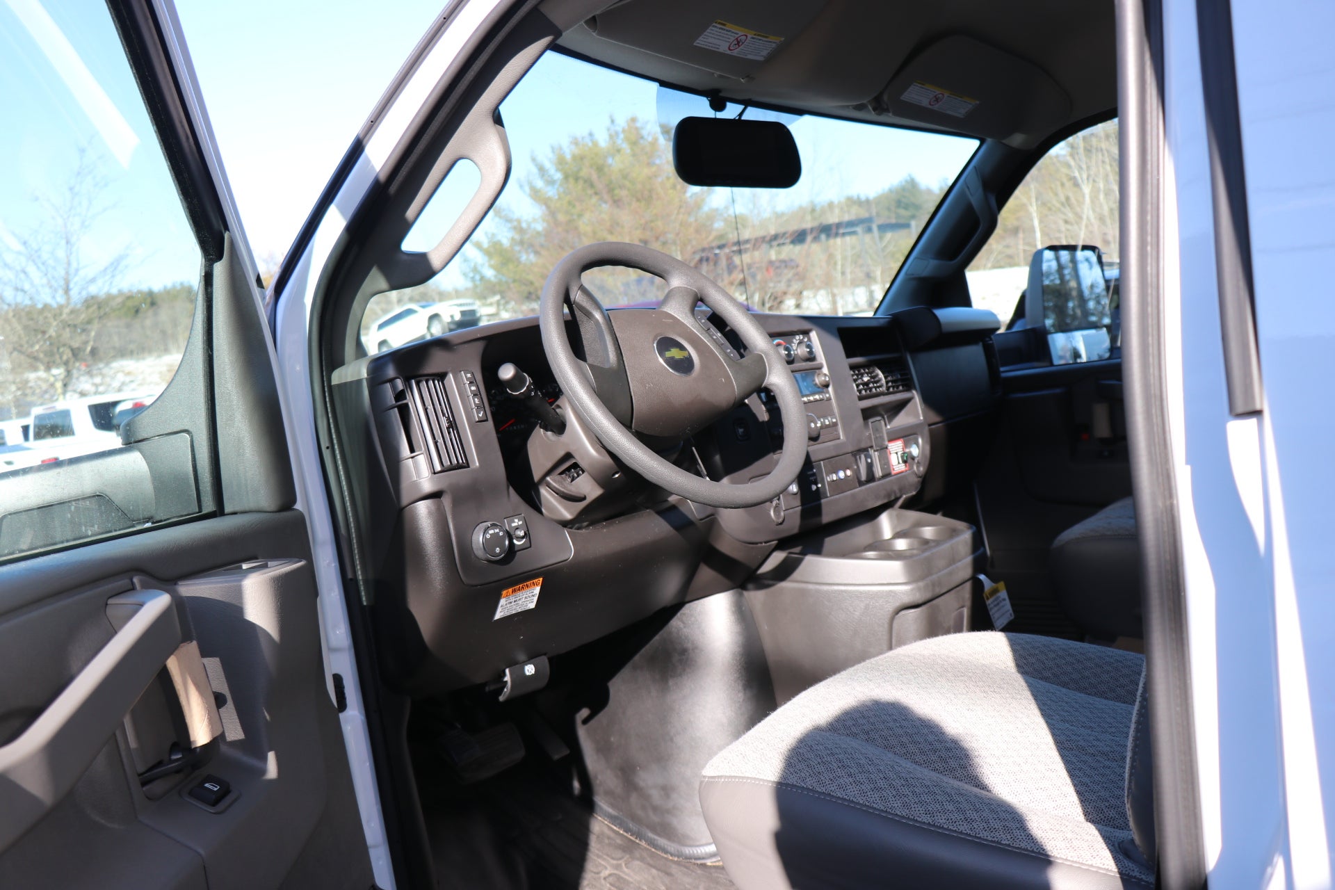 2026 Chevrolet Express Cutaway 4500 2WT