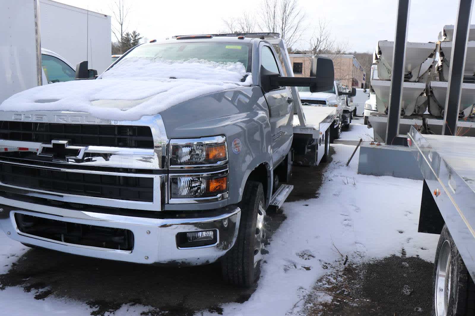 2024 Chevrolet Silverado 5500 HD Work Truck
