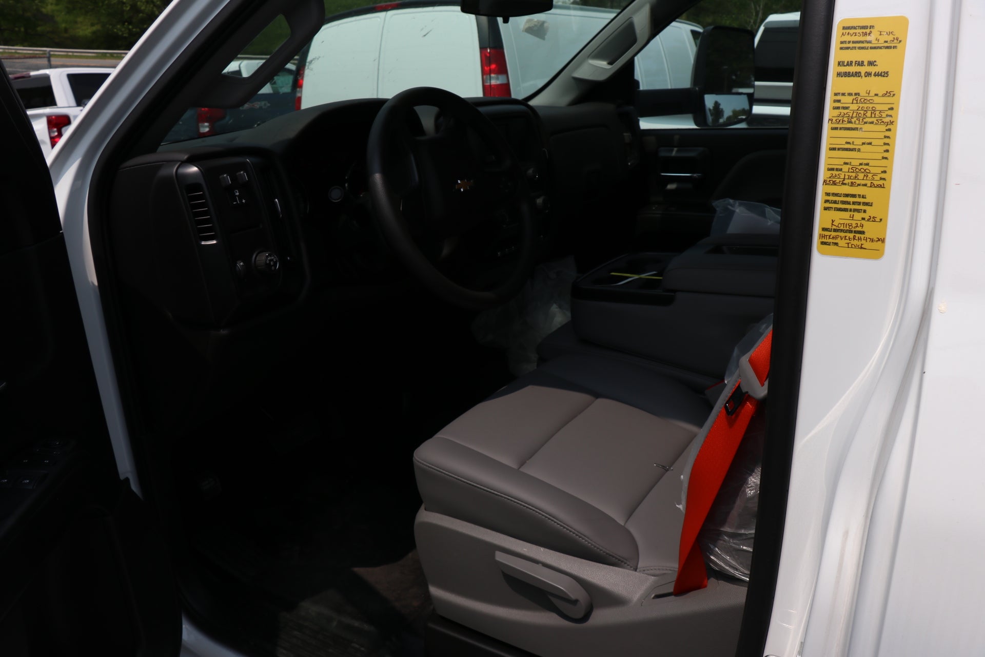 2024 Chevrolet Silverado 5500 HD Work Truck