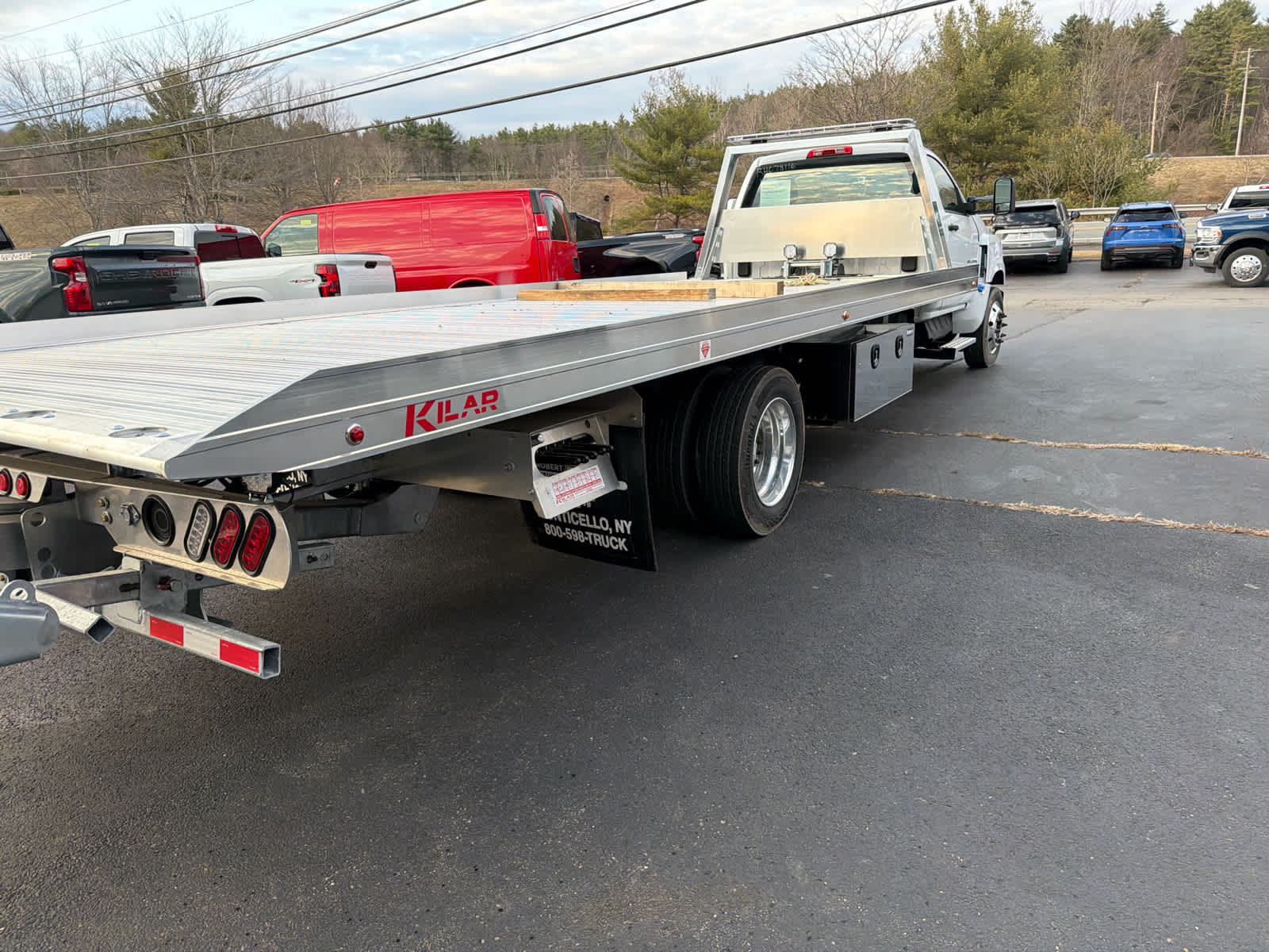 2024 Chevrolet Silverado 6500 HD Work Truck