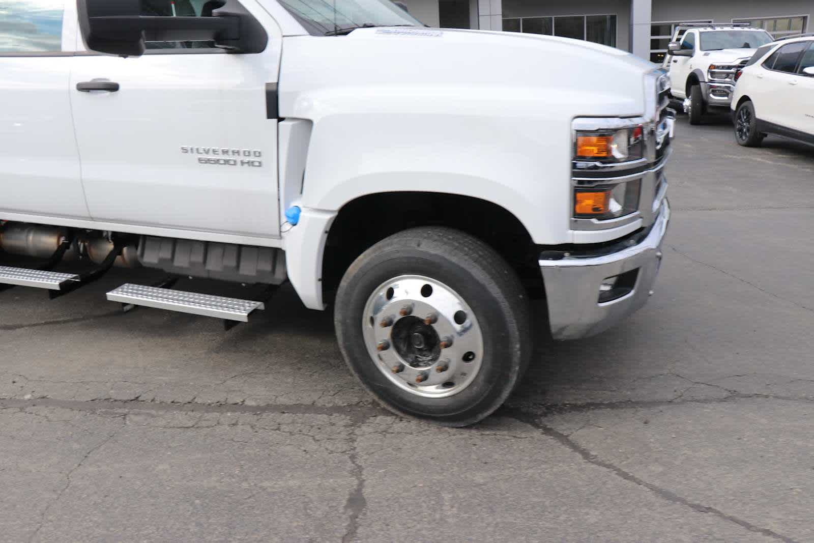 2024 Chevrolet Silverado 6500 HD Work Truck