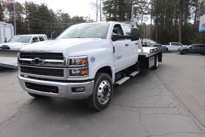 2024 Chevrolet Silverado 6500 HD Work Truck