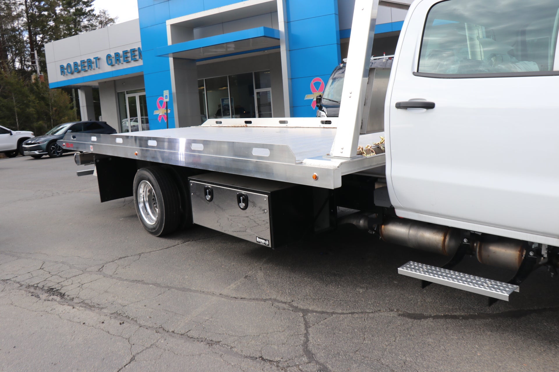 2024 Chevrolet Silverado 6500 HD Work Truck