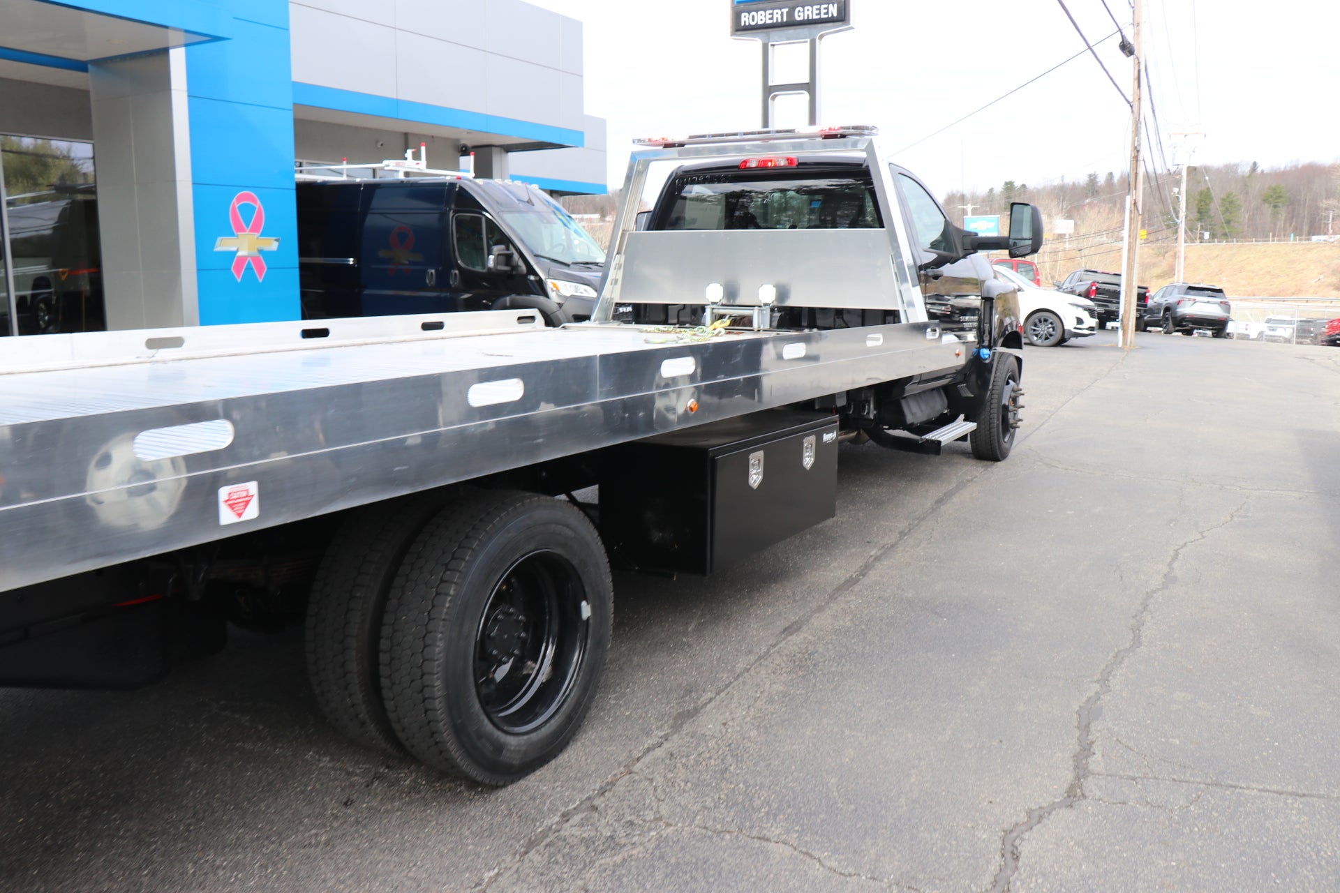 2024 Chevrolet Silverado 6500 HD Work Truck