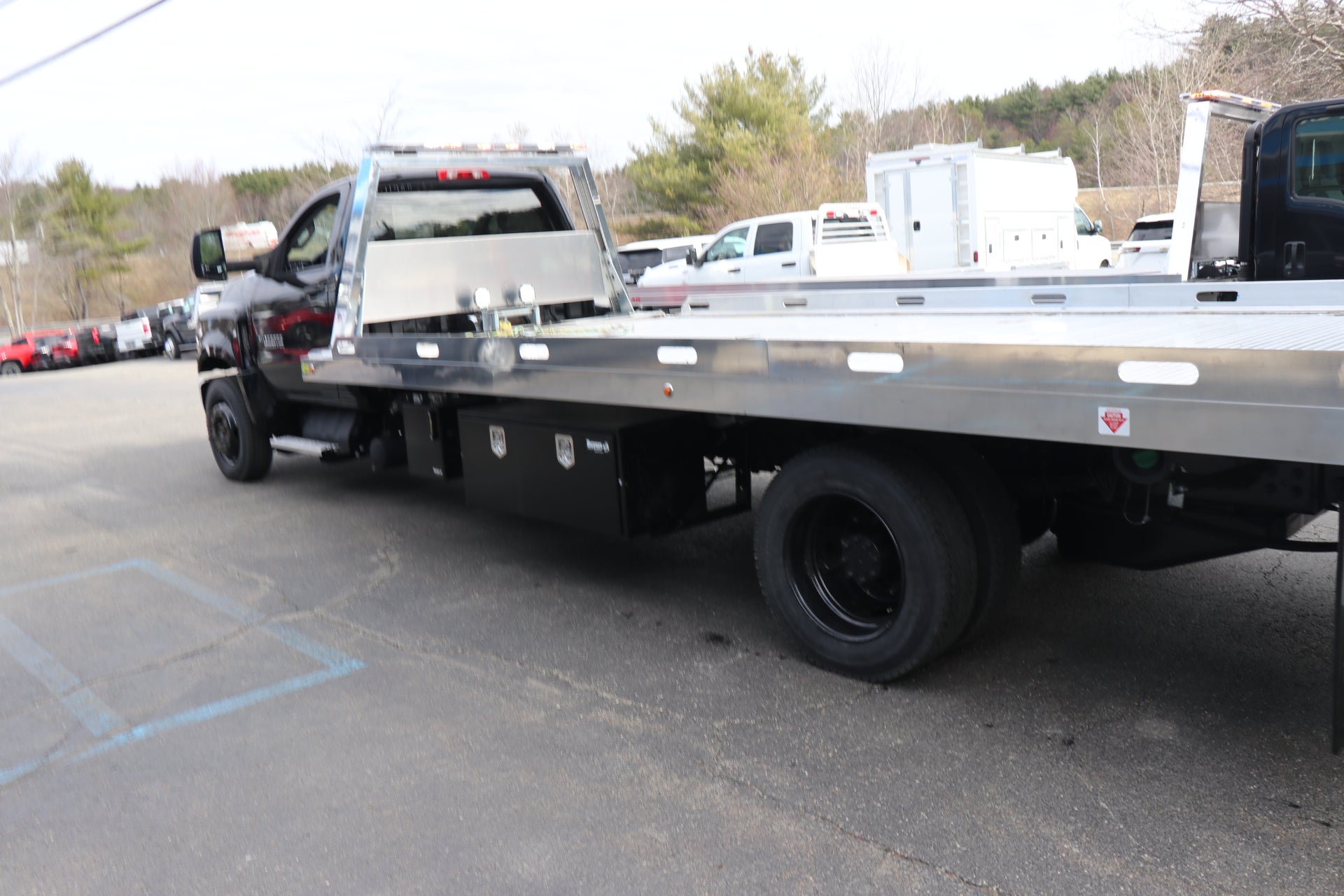 2024 Chevrolet Silverado 6500 HD Work Truck