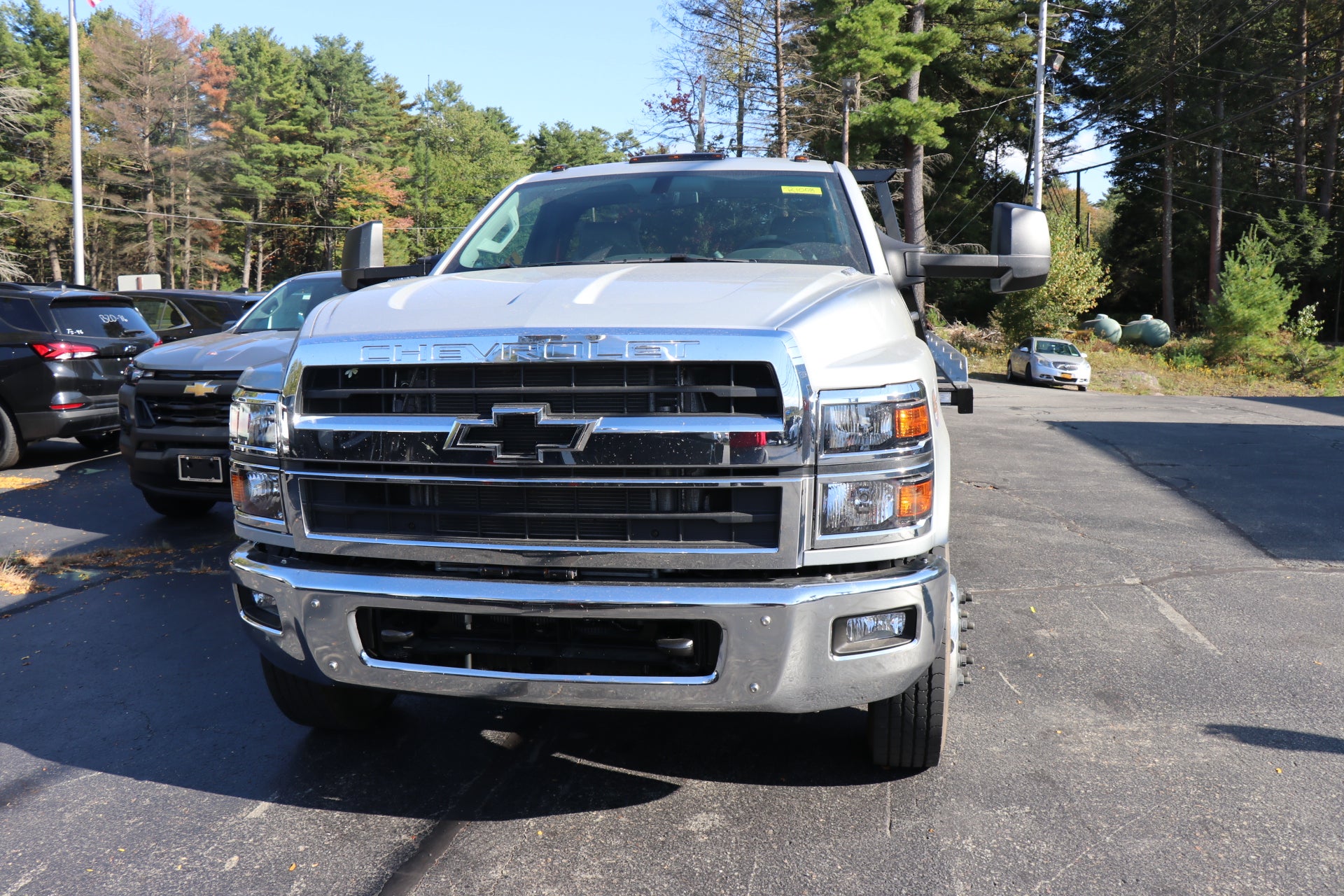 2024 Chevrolet Silverado 6500 HD Work Truck