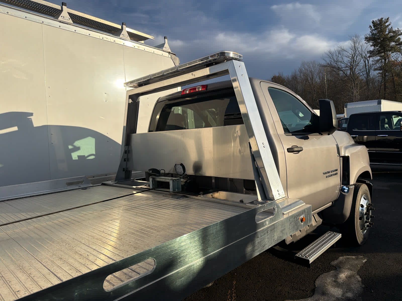 2024 Chevrolet Silverado 6500 HD Work Truck