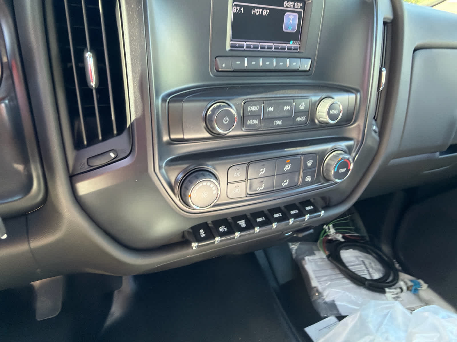 2024 Chevrolet Silverado 5500 HD Work Truck