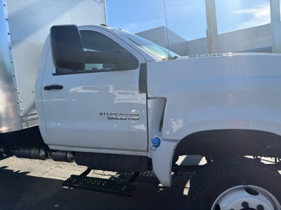 2024 Chevrolet Silverado 5500 HD Work Truck