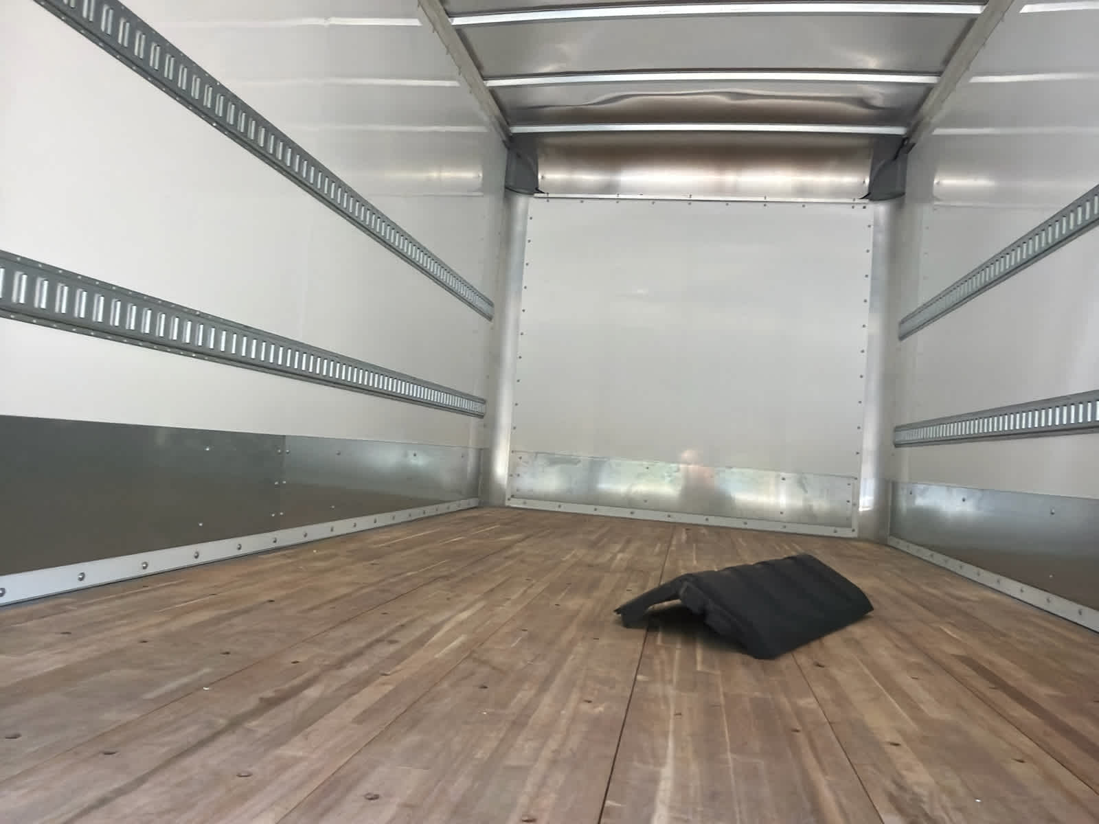 2024 Chevrolet Silverado 5500 HD Work Truck