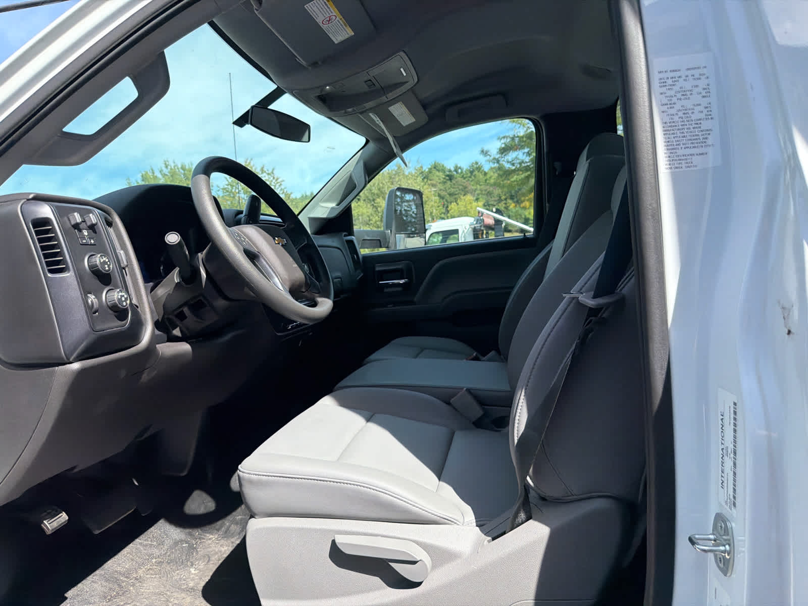 2024 Chevrolet Silverado 5500 HD Work Truck