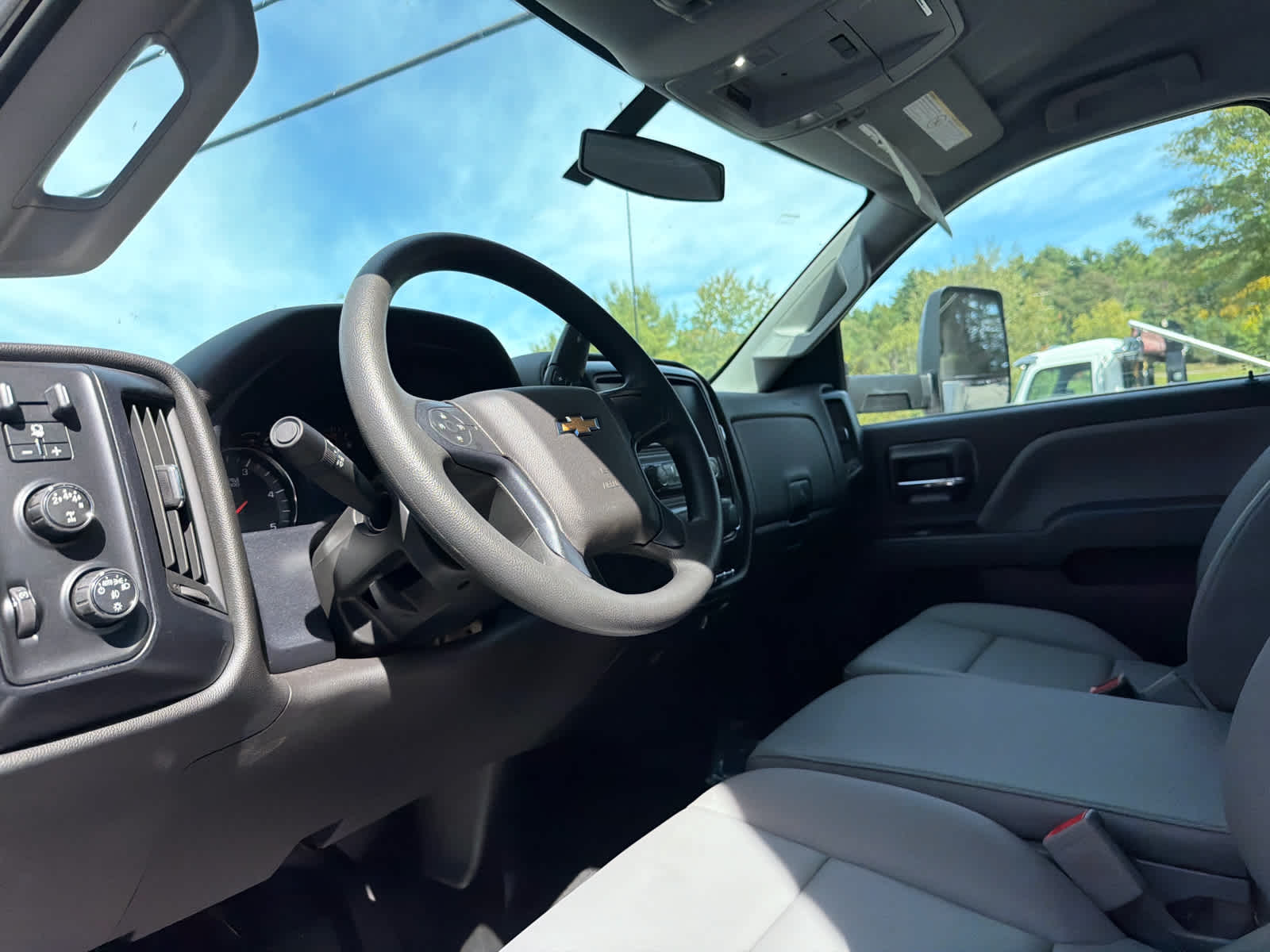 2024 Chevrolet Silverado 5500 HD Work Truck