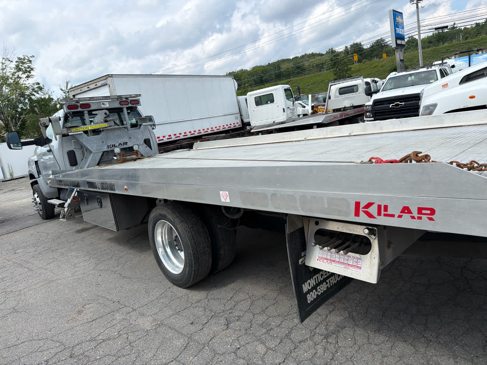2024 Chevrolet Silverado 6500 HD Work Truck