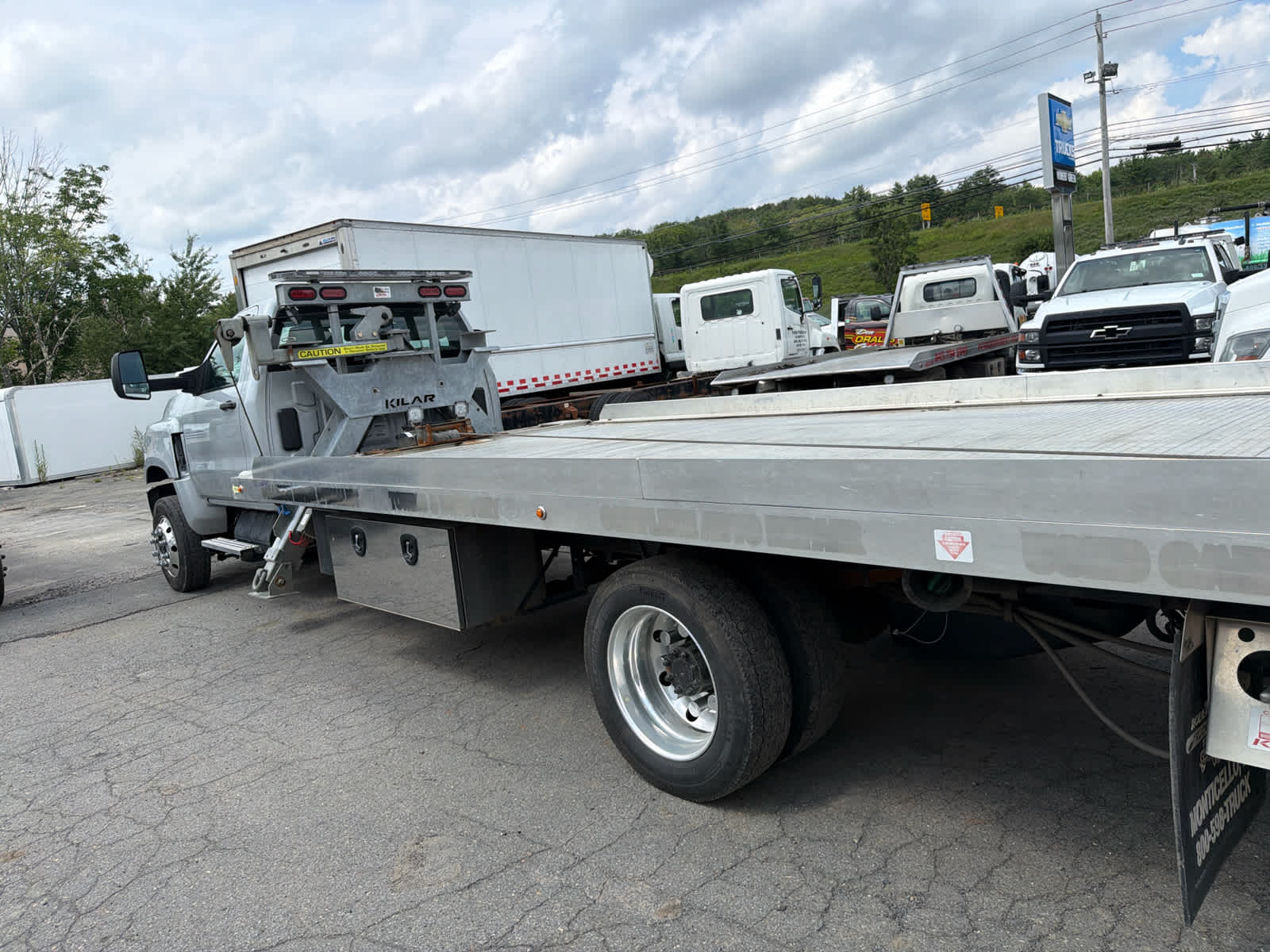 2024 Chevrolet Silverado 6500 HD Work Truck