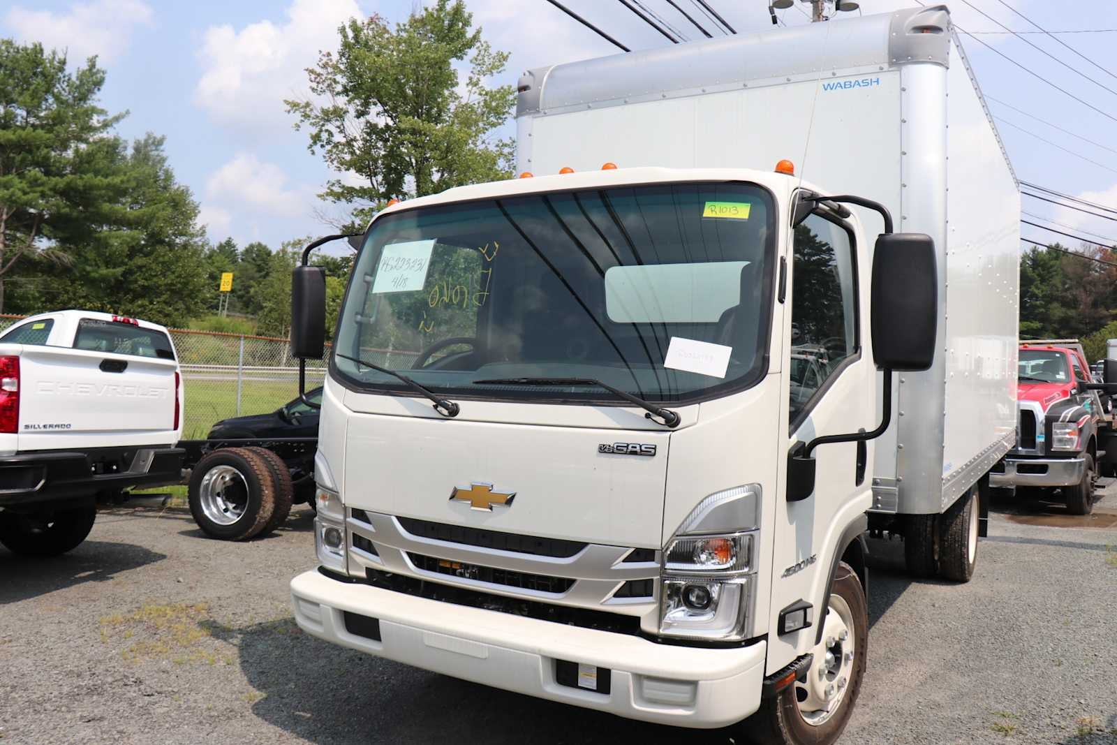 2024 Chevrolet Low Cab Forward 4500 HG NA