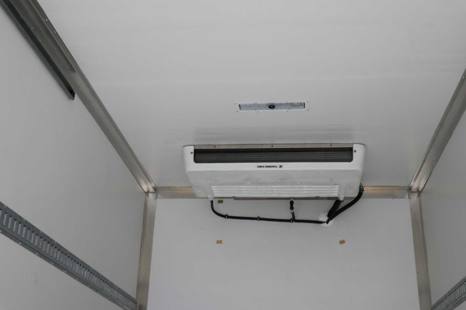 2025 Chevrolet Low Cab Forward 5500 HG NA