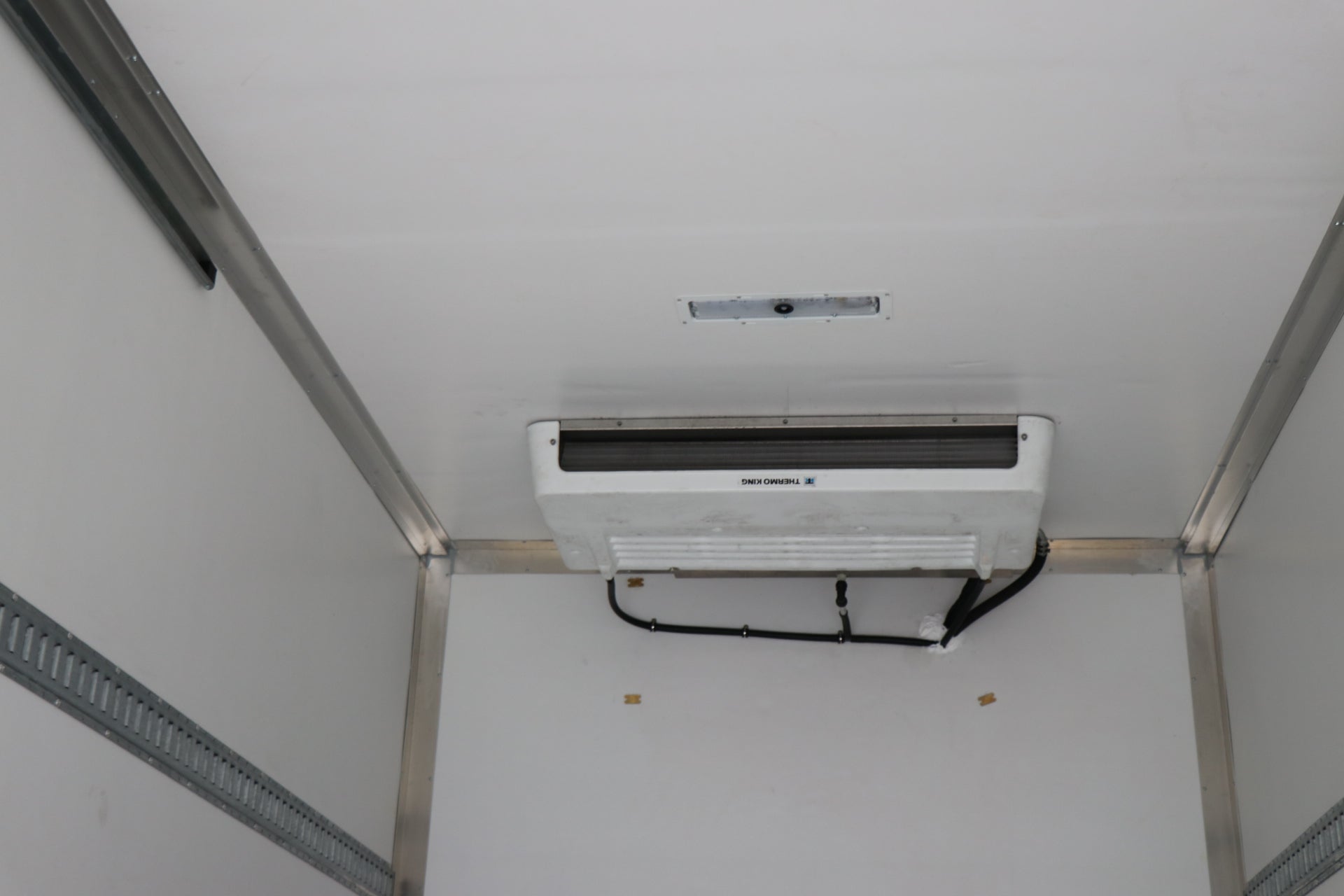 2025 Chevrolet Low Cab Forward 5500 HG NA