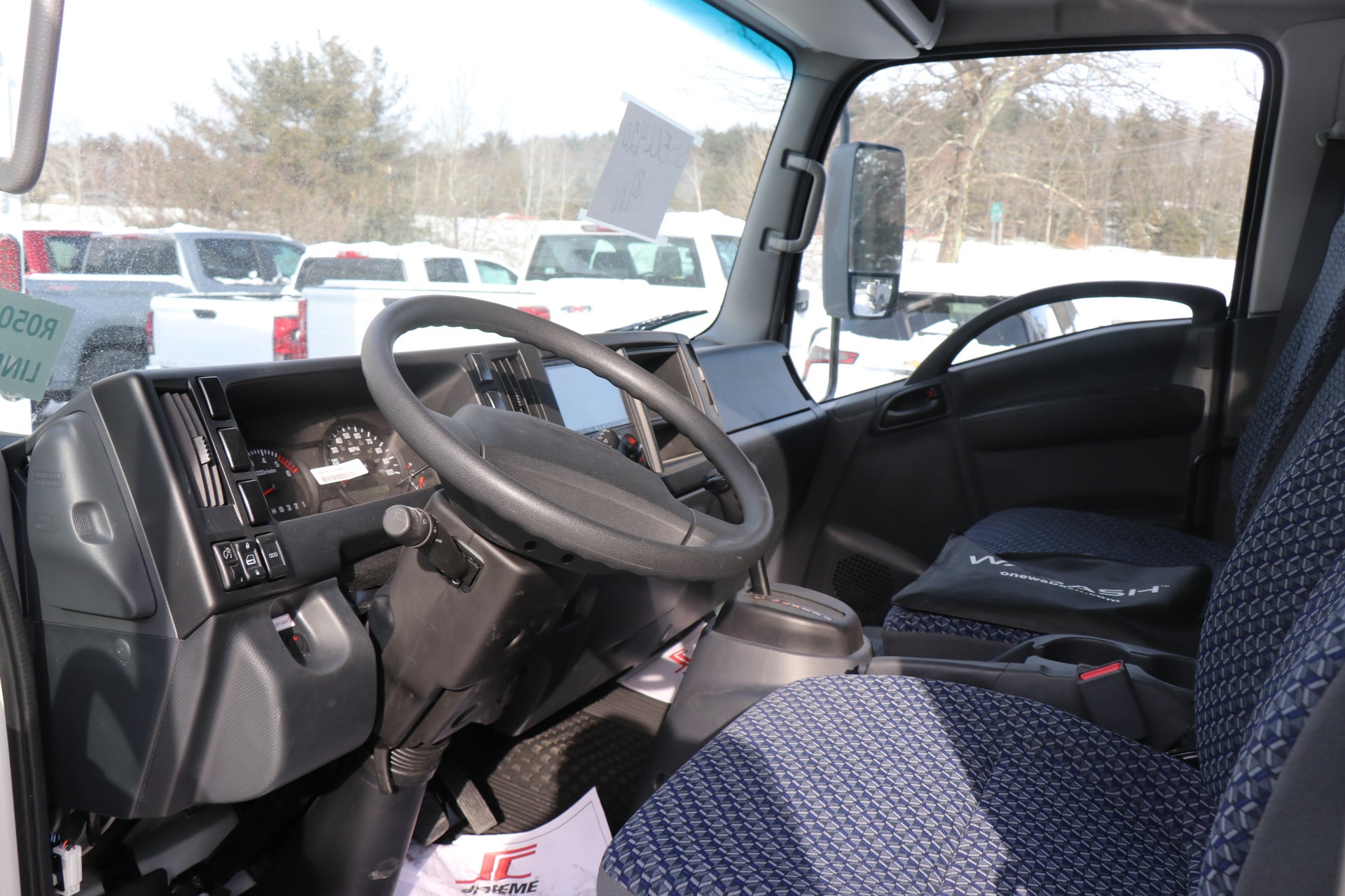 2025 Chevrolet Low Cab Forward 5500 HG NA