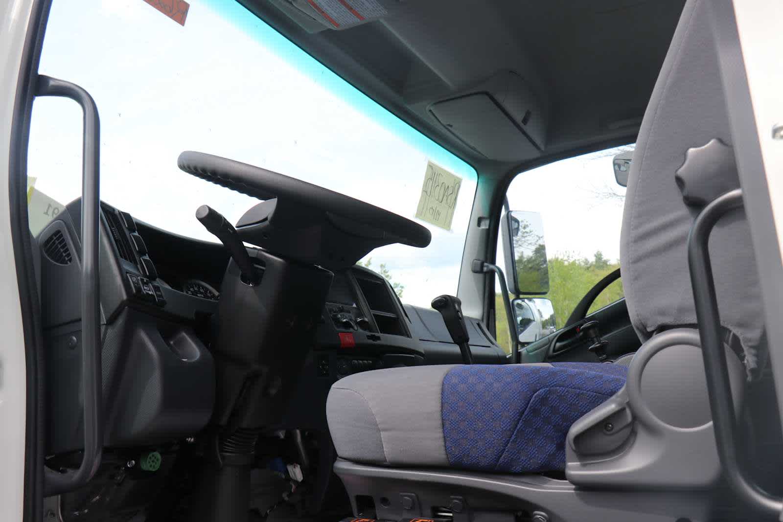 2024 Chevrolet Low Cab Forward 6500 XD NA