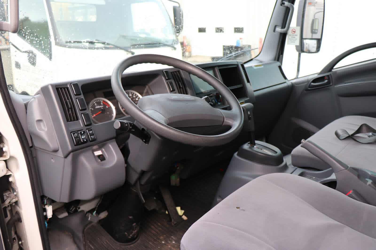 2022 Chevrolet Low Cab Forward 5500 HD NA