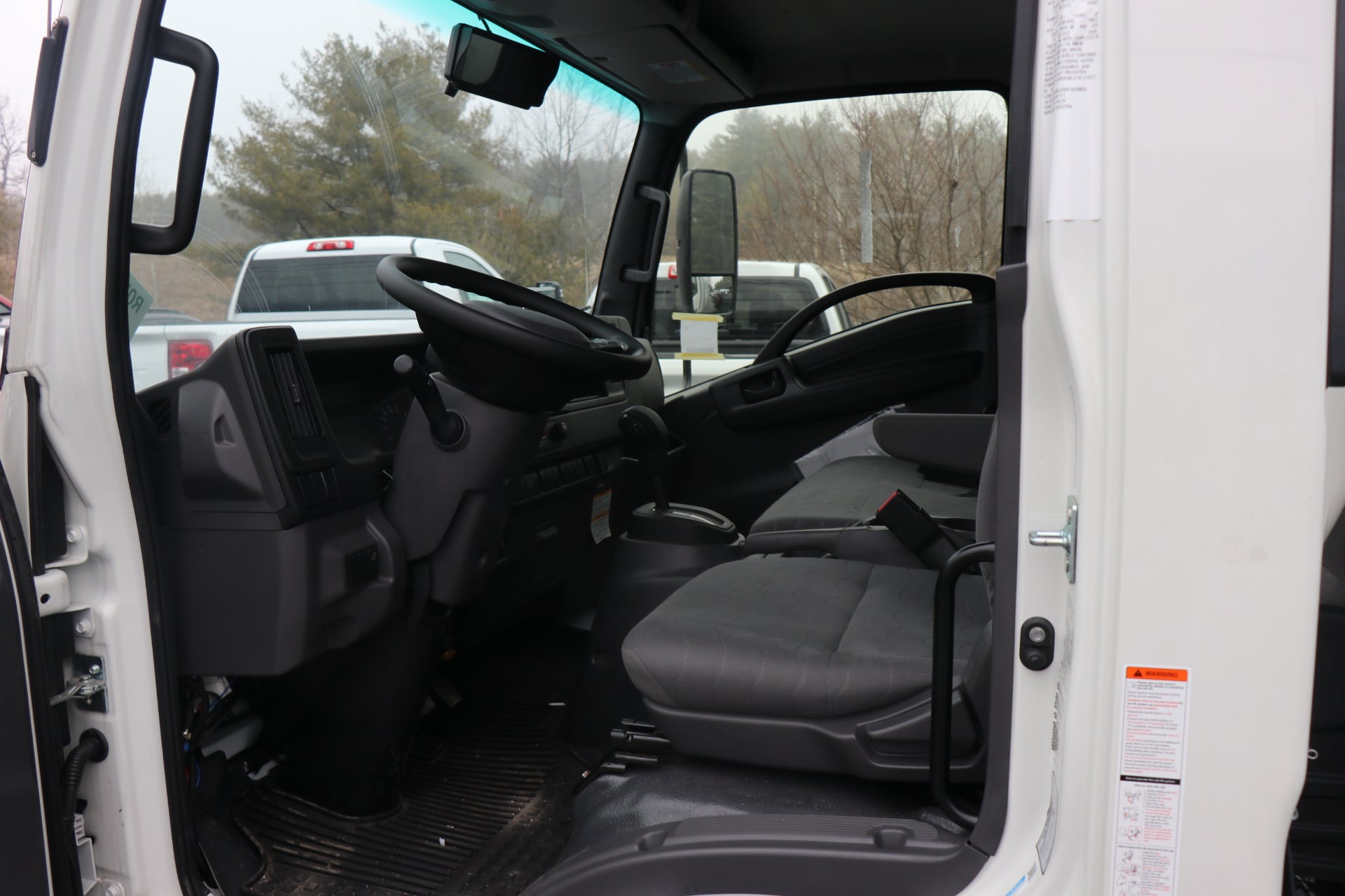 2025 Chevrolet Low Cab Forward 5500 XD 1WT