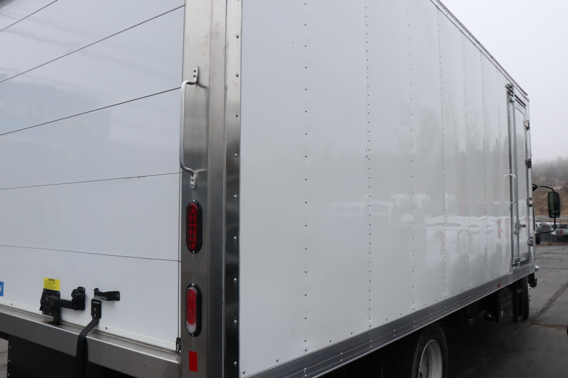 2025 Chevrolet Low Cab Forward 5500 XD 1WT